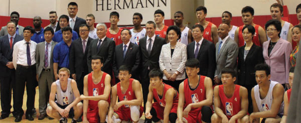 Liu plays basketball diplomacy