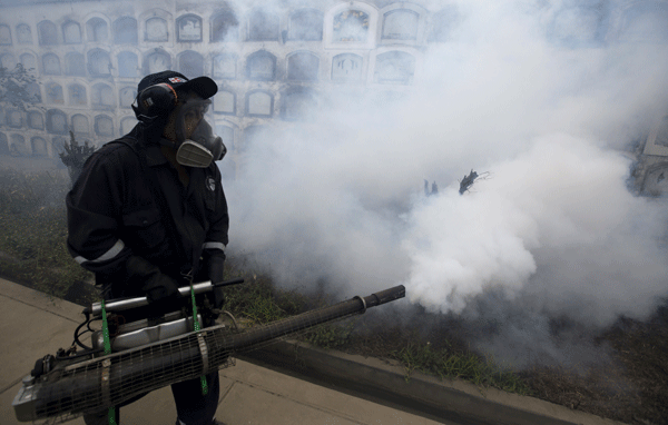 Countries boost efforts to curb Zika, vaccines expected in 18 months