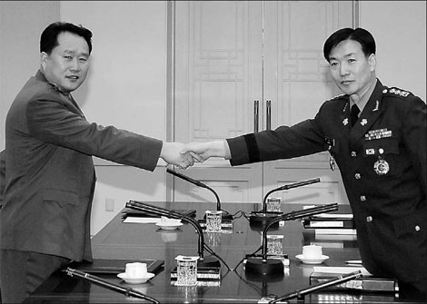 DPRK, ROK colonels meet to ease tensions
