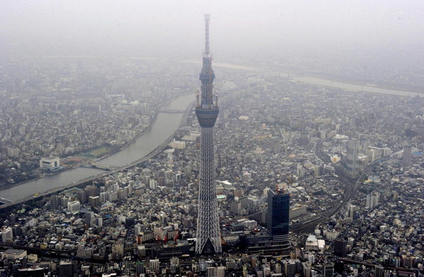Tokyo has world's tallest broadcast tower