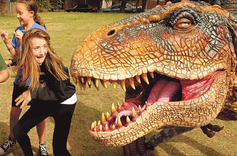 Dinosaur invades Australia school