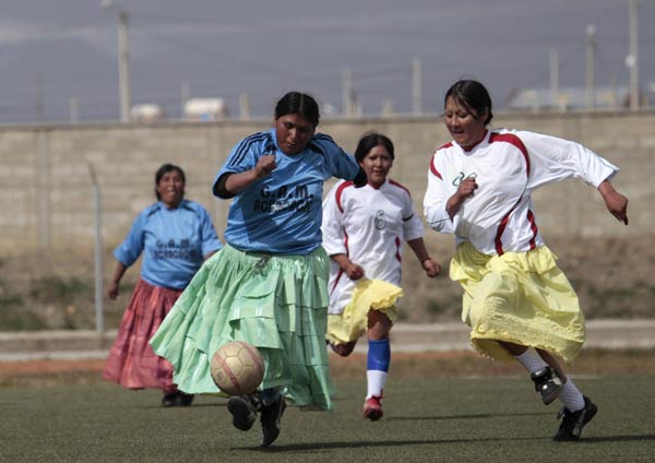 Highland soccer women aim high
