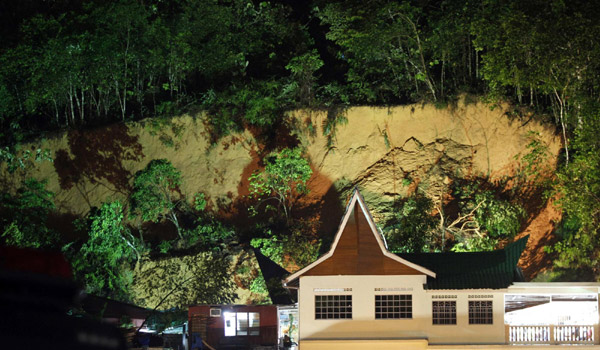 16 killed in landslides at Malaysian orphanage