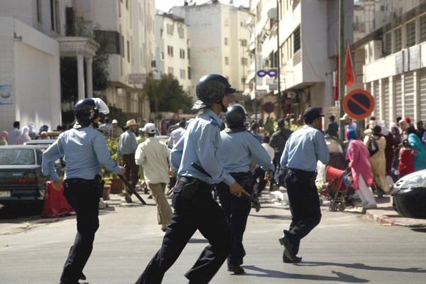 Many wounded as Moroccan police beat protestors