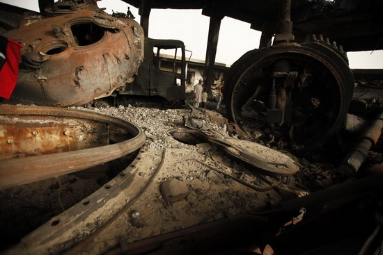 NATO airstrikes bombard Tripoli, heaviest yet