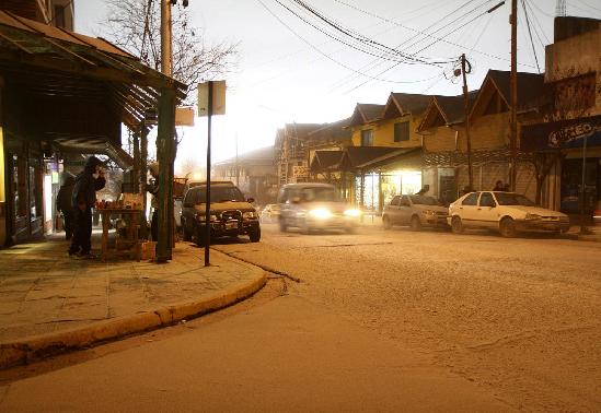 Volcano erupts in Chile, forcing exodus