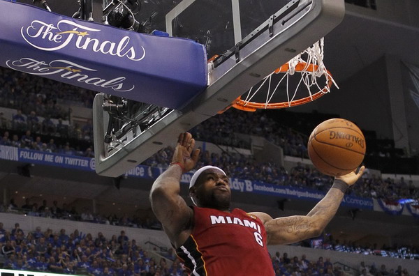 Heat beat Mavs in NBA Finals Game 3