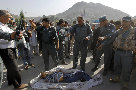 10 dead in Taliban assault on British Council in Kabul