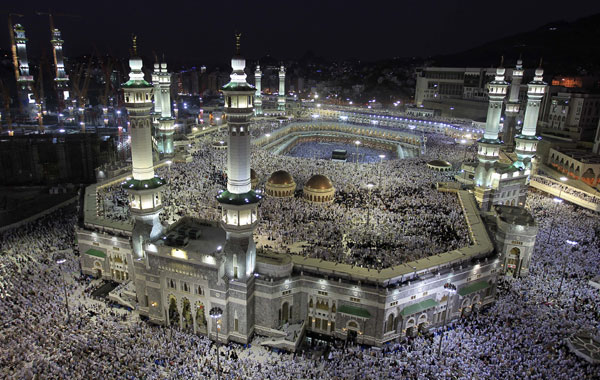 More than 2.5 million Muslims begin hajj rites