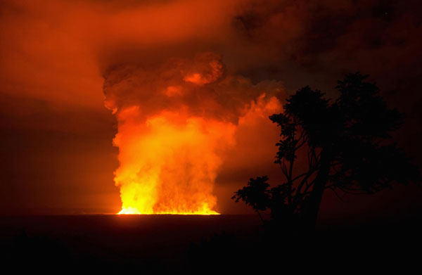 Volcano erupts in Congo
