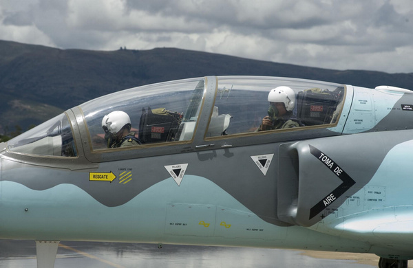 Bolivia's President flies Chinese jet