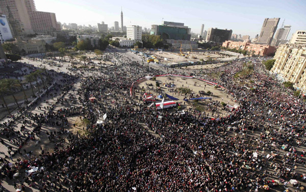 Mass rival protests erupt in Cairo