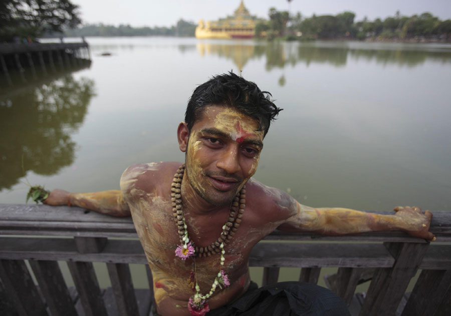 Hindu festival in Yangon