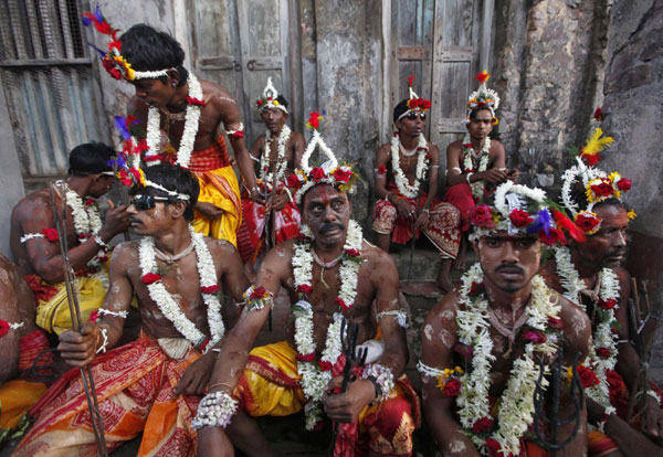 A glance at Gajan festival in India