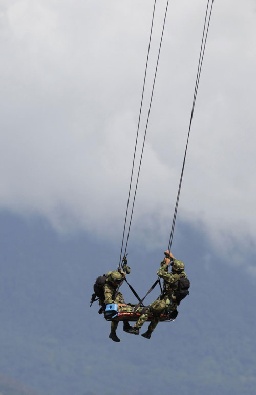 Colombian forces launch rescue exercise