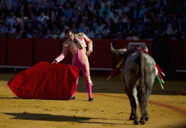 Spanish bullfighting raises dispute