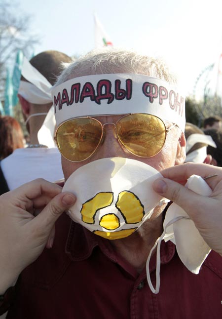 People mourn Chernobyl victims