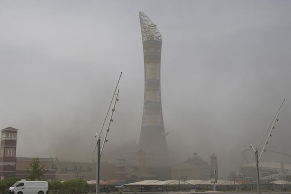 19 killed in mall fire in Qatari capital