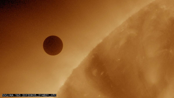 Rare Venus transit draws astronomers worldwide