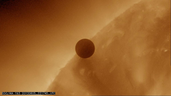 Rare Venus transit draws astronomers worldwide