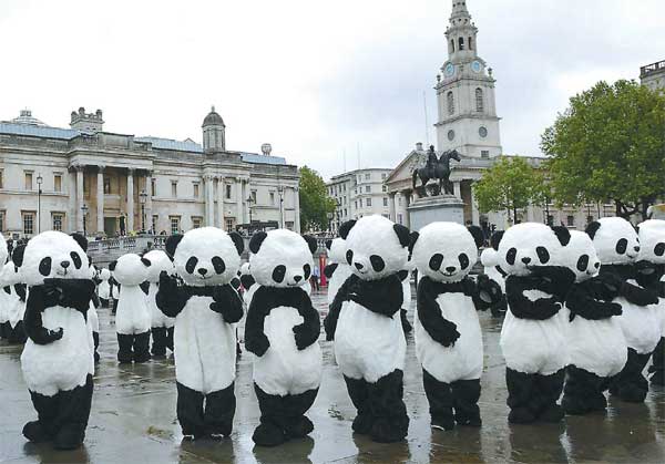 Giant pandas grab London's imagination