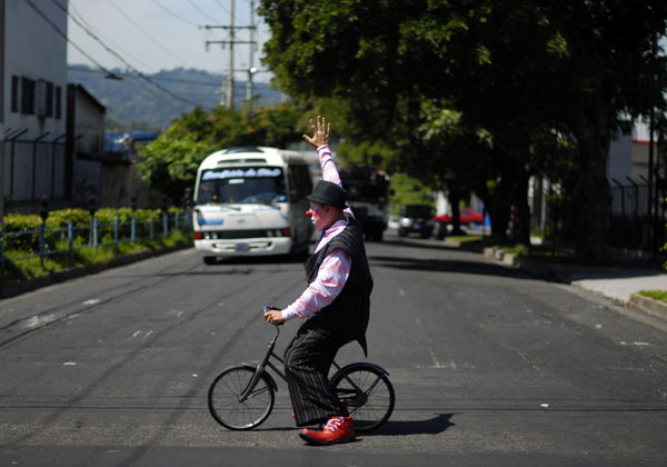 International clown festival kicks off