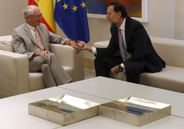 Spain not negotiating for EU bailout: Rajoy
