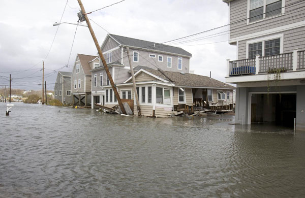 Superstorm Sandy kills 40, millions without power