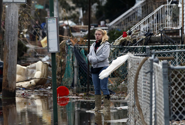 Sandy blamed for at least 97 deaths in US, Canada