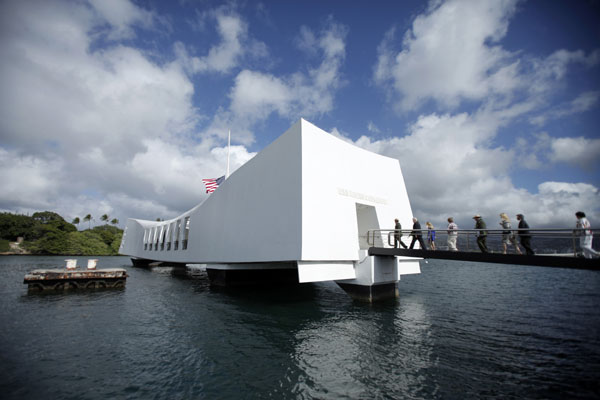 Crowds gather at Pearl Harbor