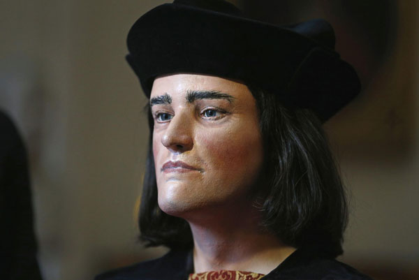 Plastic model reveals likeness of Richard III Plastic model reveals likeness of Richard III