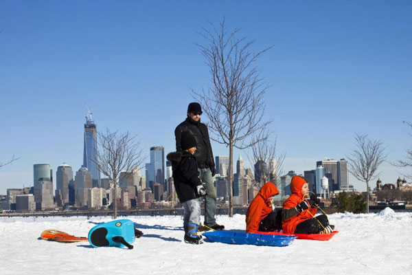 Blizzard hammers NE United States