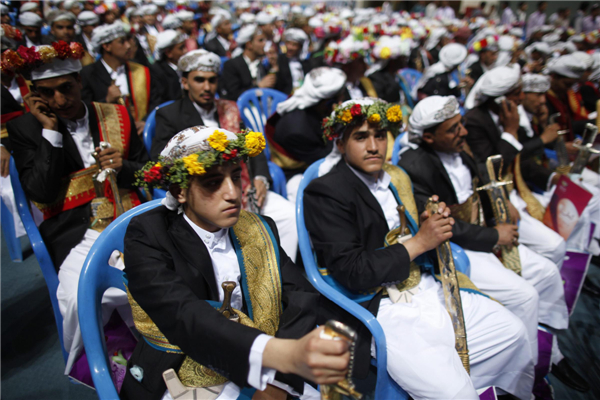 Mass wedding ceremony held in Sanaa