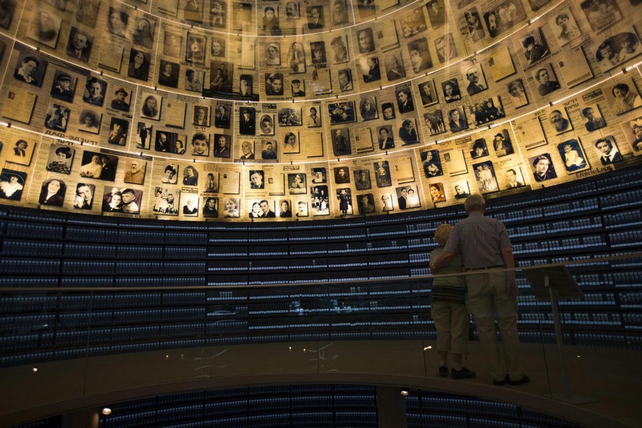 Holocaust Remembrance Day in New York