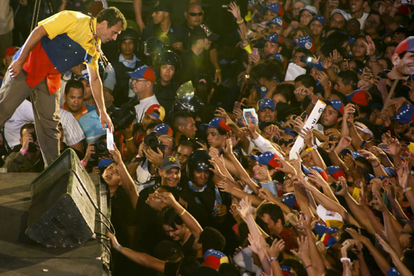 Venezuela's Maduro, rival end campaigning