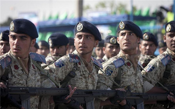 Iran marks national Army Day