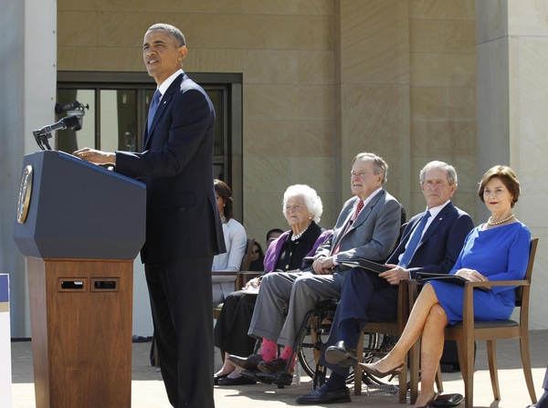 Presidents meet at Bush library opening