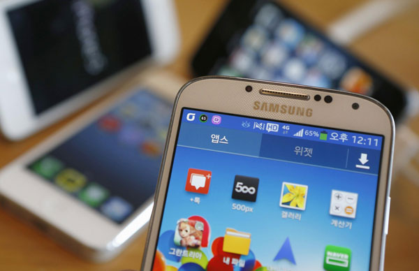 10m Samsung Galaxy S4 sold in month