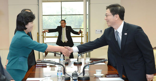 ROK, DPRK agree to hold govt meeting