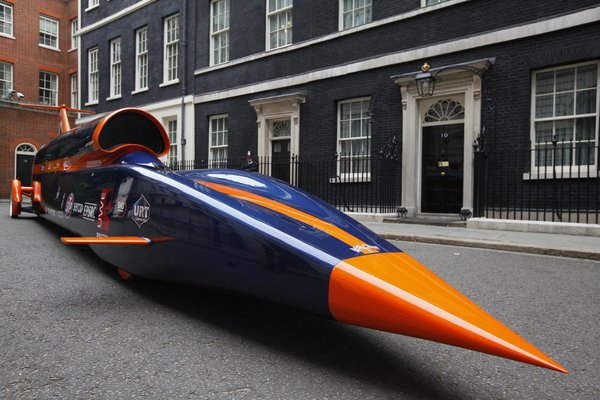 Bloodhound Super Sonic Car parks up in London