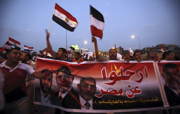 Mursi defies army as it plots future without him