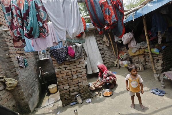 India amid worst food poisoning outbreak