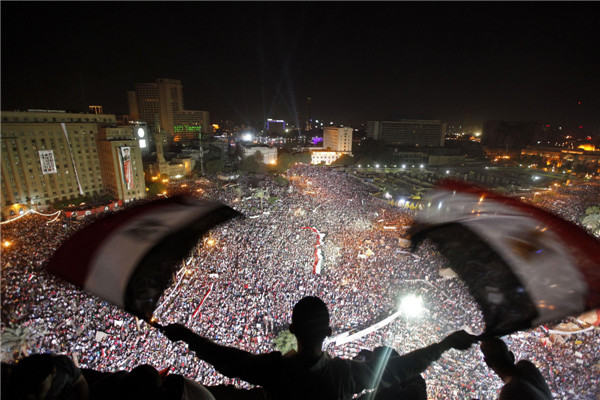 Egyptian army detains Morsi ahead of rallies