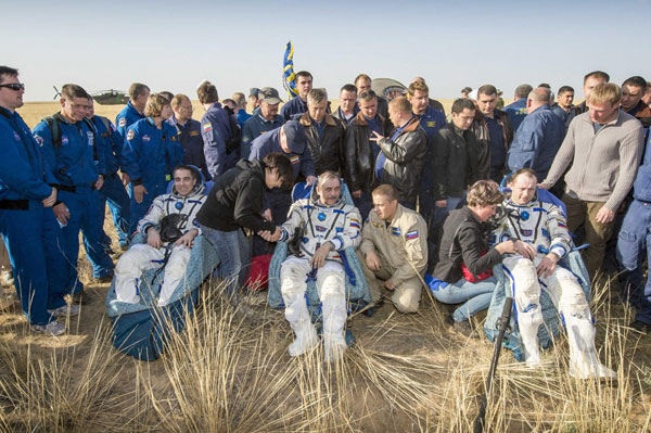 Soyuz capsule returns from space station