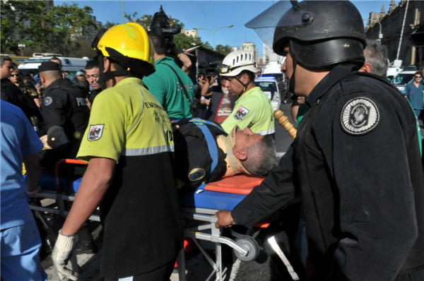 80 injured in Argentina train crash