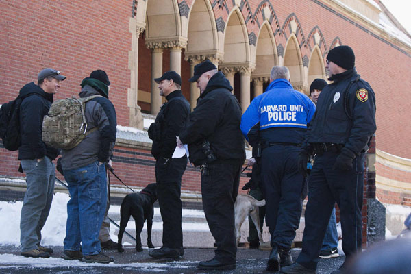 Harvard reopens all evacuated buildings after bomb scare