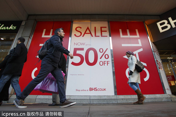 Boxing Day shopping rush in UK