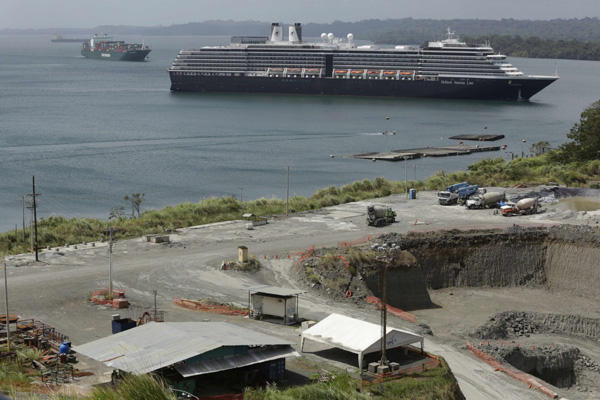 Consortium resumes work on Panama Canal expansion