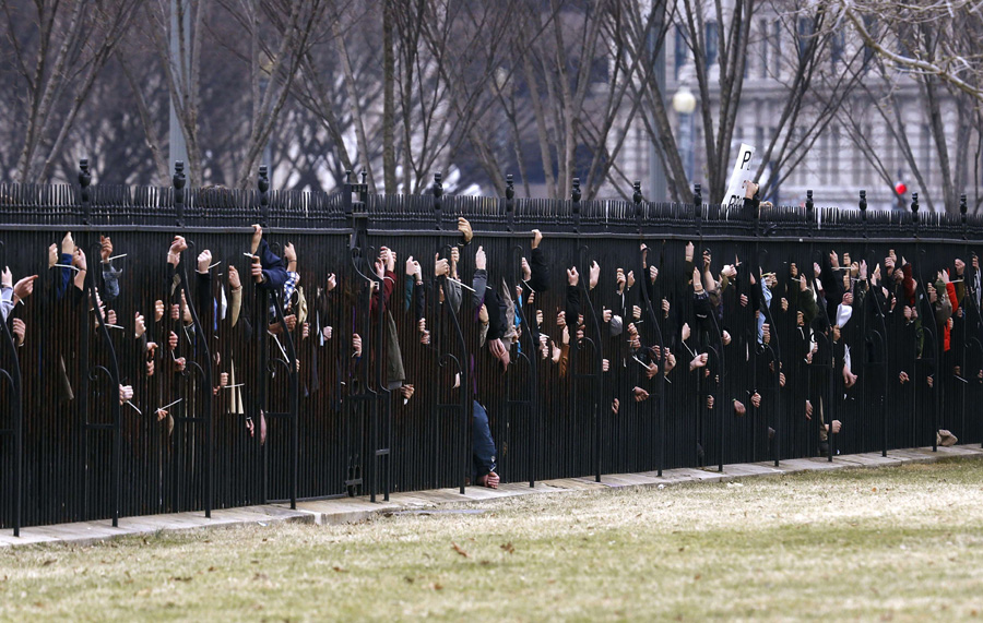 Hundreds of Keystone protesters arrested at White House