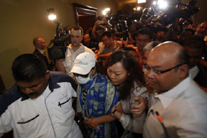 Xuelong to head for MH370 search